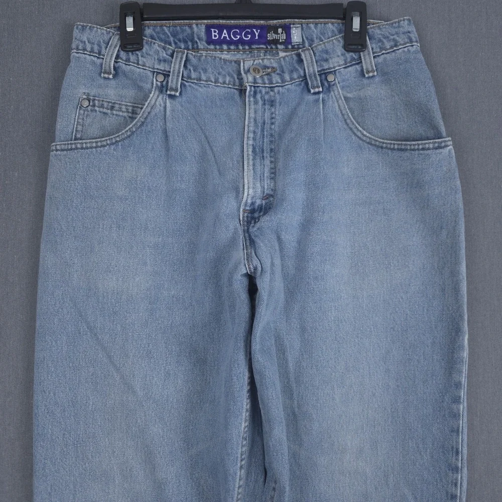 Vintage Levis SilverTab Baggy Jeans Mens 34x30 (Fits 32x30) Pleated Denim USA